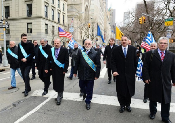 Иван Саввиди на марше в честь Дня независимости Греции в Нью-Йорке