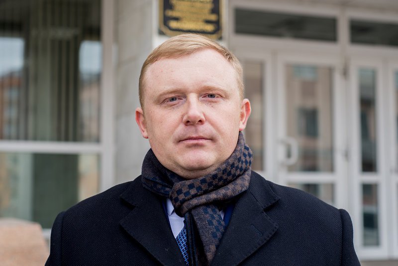 Андрей Ищенко по популярности обходит врио губернатора Олега Кожемяко